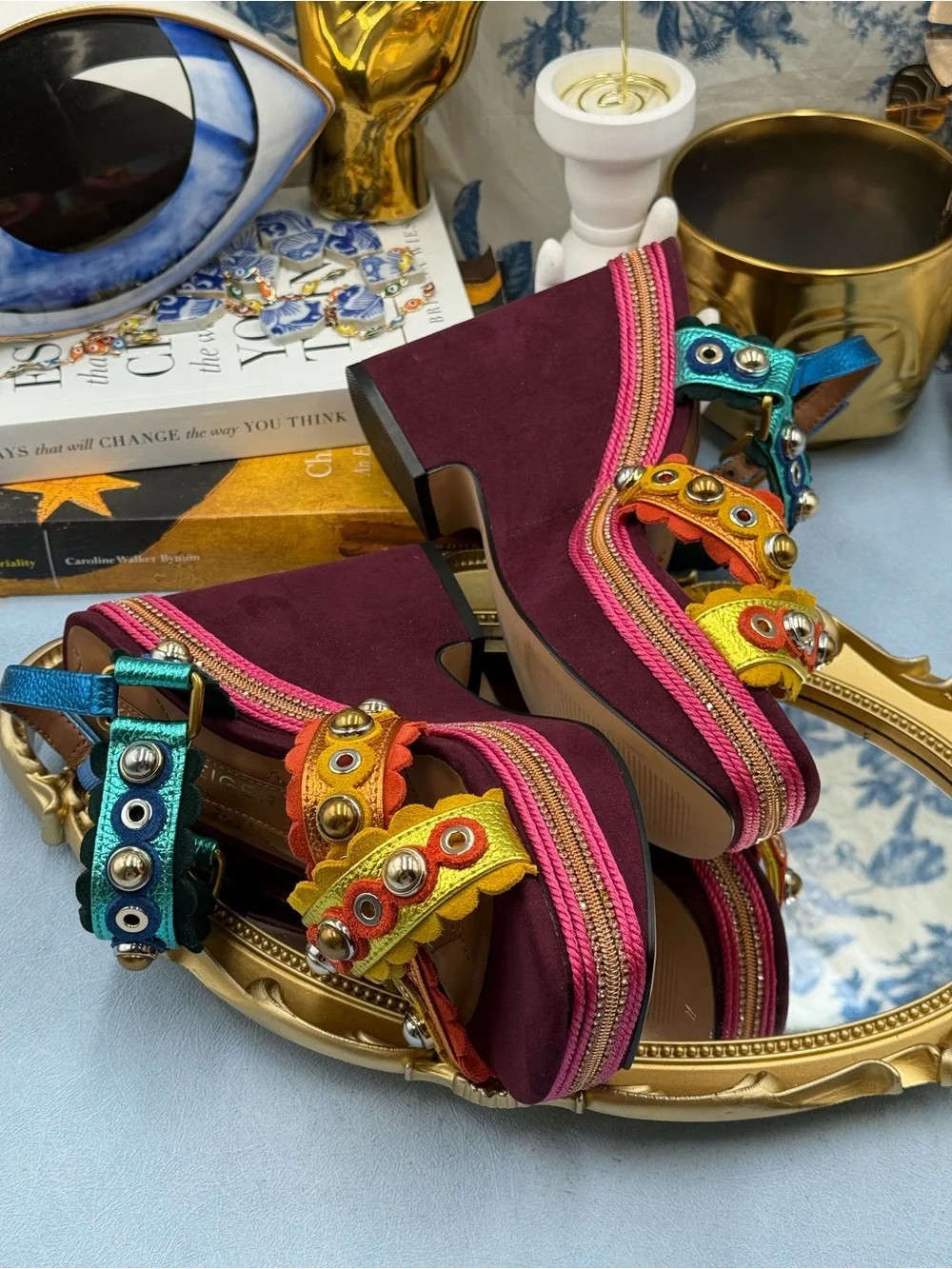 🆕 KURT GEIGER LONDON 🧿 NWOB Scalloped Stud X Wedge Heel Multicolor - Sz 37 US7
